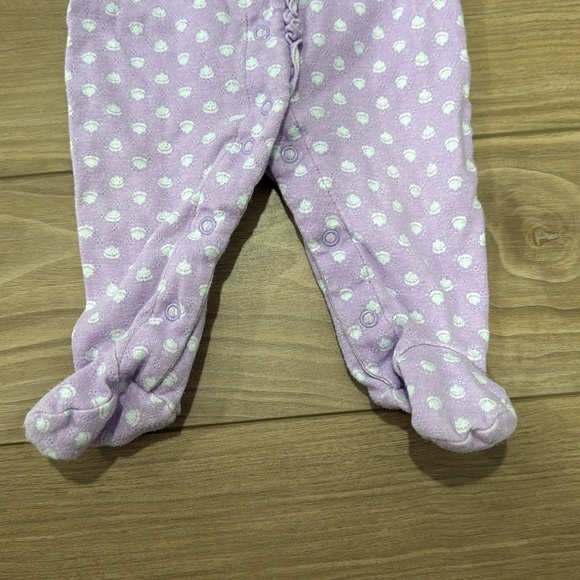 Ruffle footie - Picture 3 of 4